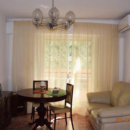 Apartamento En El Centro De Alicante Luaran gambar