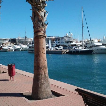 Apartamento En El Centro De Alicante Luaran gambar