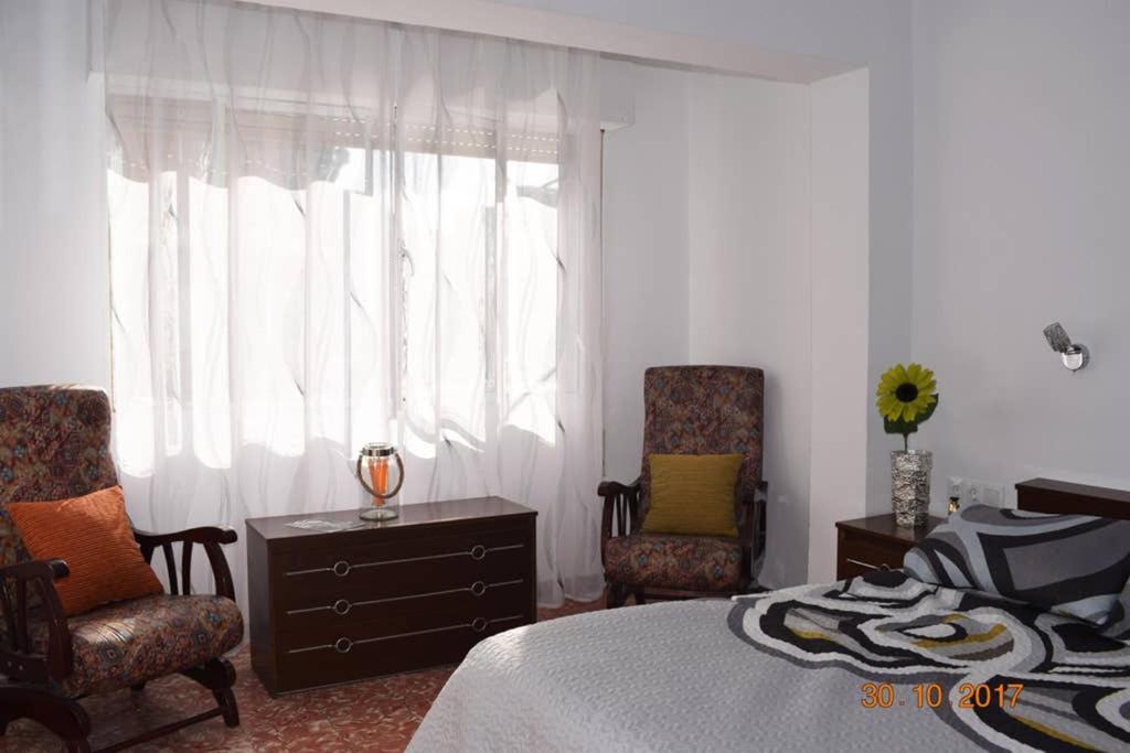Apartamento En El Centro De Alicante Luaran gambar