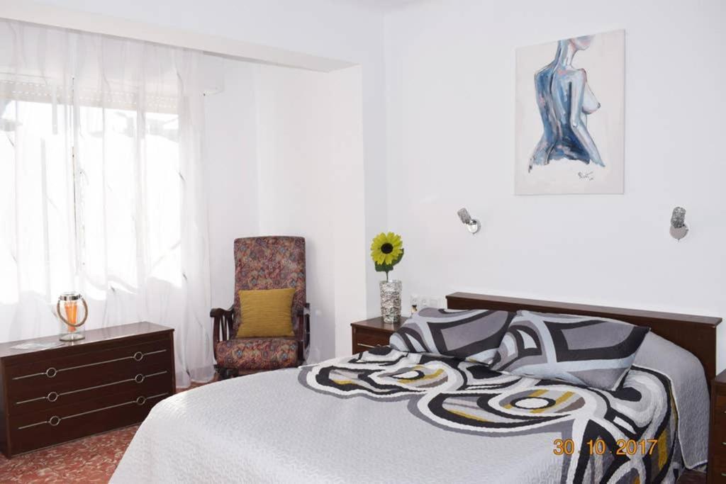 Apartamento En El Centro De Alicante Luaran gambar