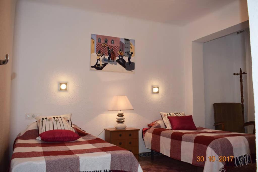 Apartamento En El Centro De Alicante Luaran gambar
