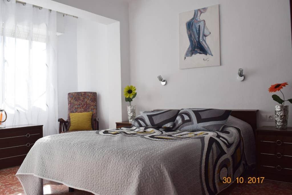 Apartamento En El Centro De Alicante Luaran gambar
